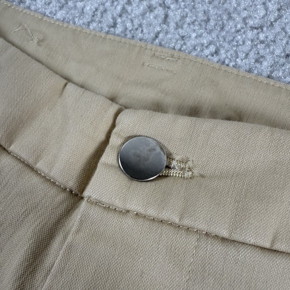 Lululemon Commission Shorts Mens 31 Beige Classic Fit 7" Inseam - Picture 3 of 5